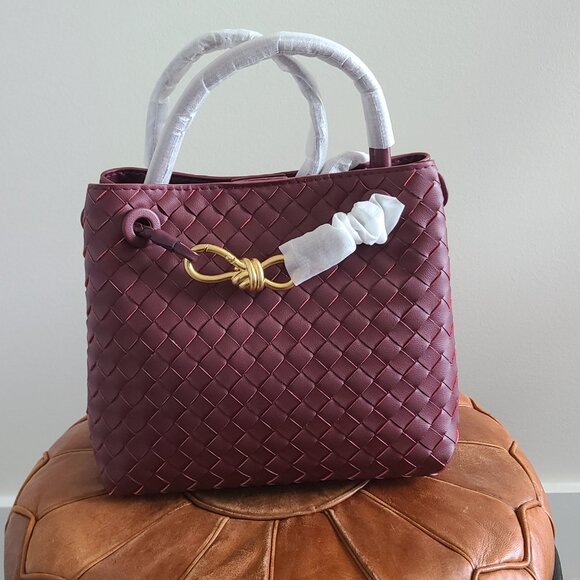 Woven small tote bag /chic and stylish small tote bag /woven style bag - Picture 1 of 4